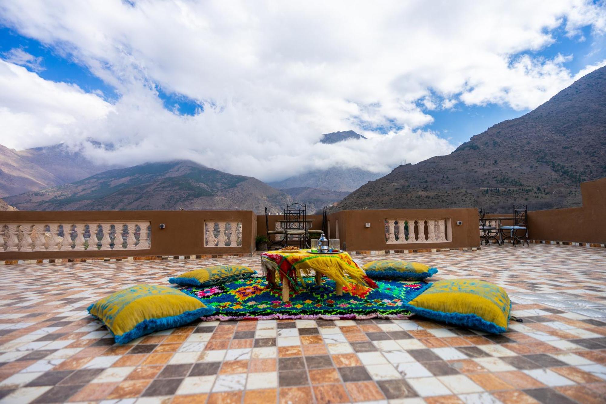 Le Reflet D'Imlil Bed & Breakfast ภายนอก รูปภาพ
