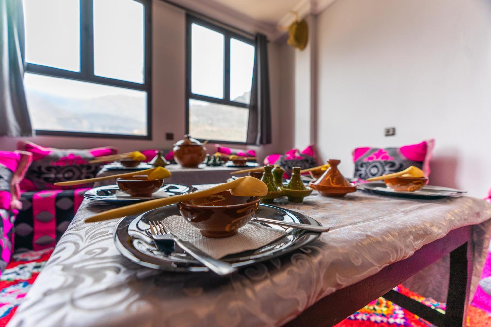 Le Reflet D'Imlil Bed & Breakfast ภายนอก รูปภาพ